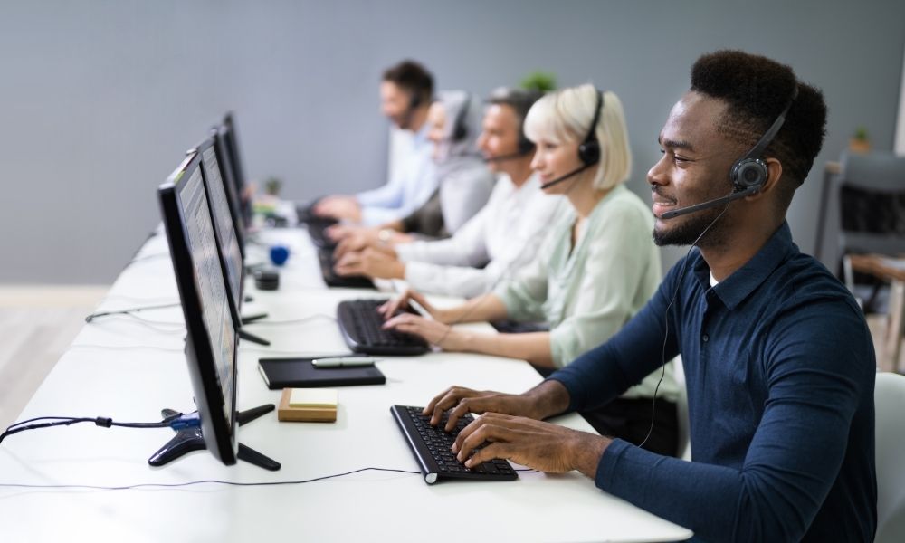 6 Tips for Managing a Productive Call Center