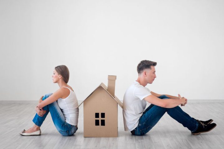 What To Know About Divorce in Community Property States